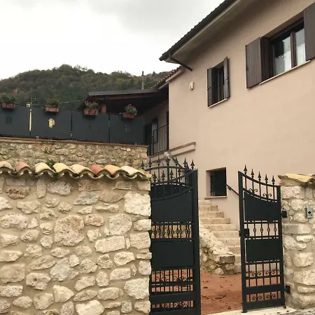Di Charme Tra Le Montagne D'abruzzo *